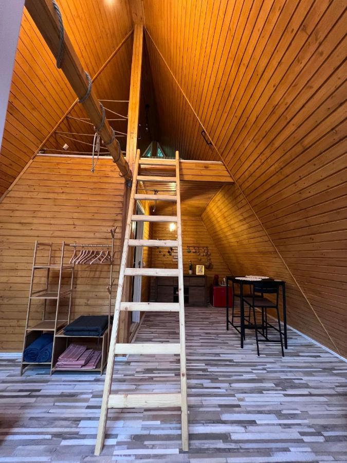Cabane A-Frame Svinita Экстерьер фото